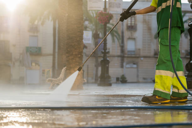 Best Gutter Cleaning  in Arma, KS
